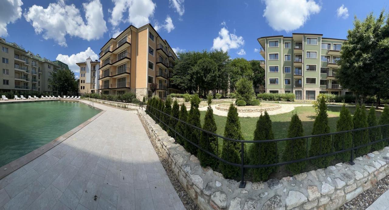 Ramay Apart-Complex Leilighet St. Konstantin og Helena Eksteriør bilde