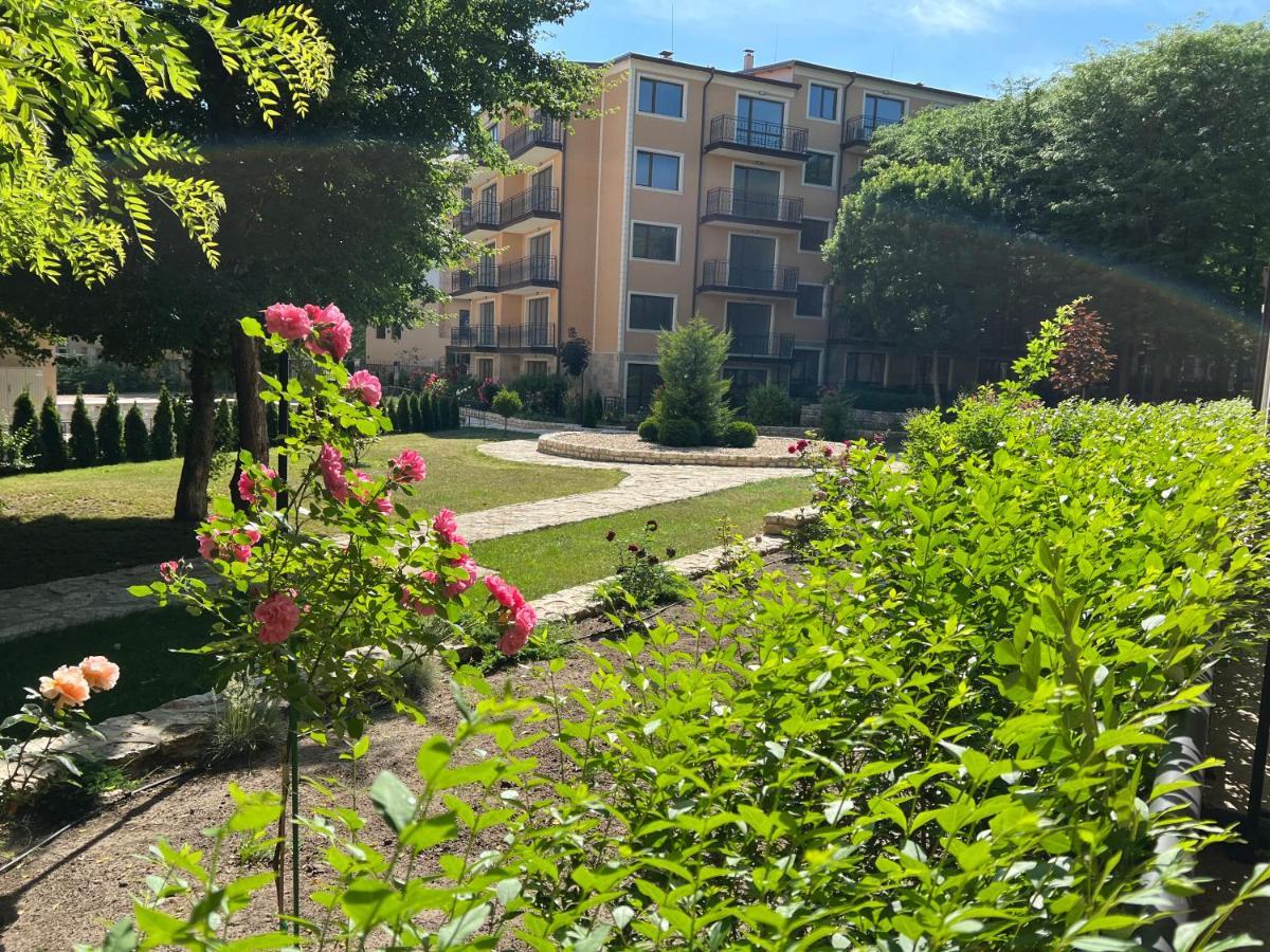 Ramay Apart-Complex Leilighet St. Konstantin og Helena Eksteriør bilde